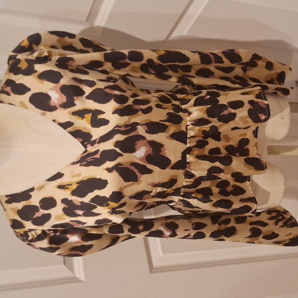 Karlie‎ Leopard Print Puffy Shoulder Peplum Longsleeve Fitted Blouse Black - Picture 1 of 10